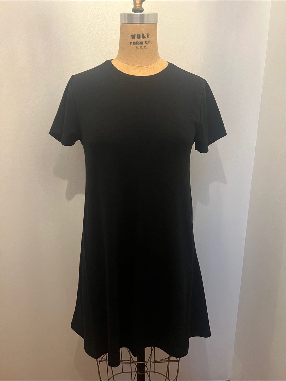 Zara Trafaluc Black Crew Neck Short / Short Sleeve T-Shirt Dress L